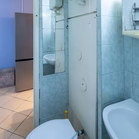 Convenient Lägenhet